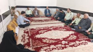 به مناسبت هفته نیروی انتظامی با خانواده های معظم شهدای فراجا شهرستان باغملک دیدار شد