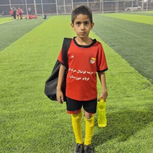 گفتگوی اختصاصی با فوتبالیست آینده دار و ۹ ساله قلعه تلی که در آکادمی فولاد خوزستان عضو است